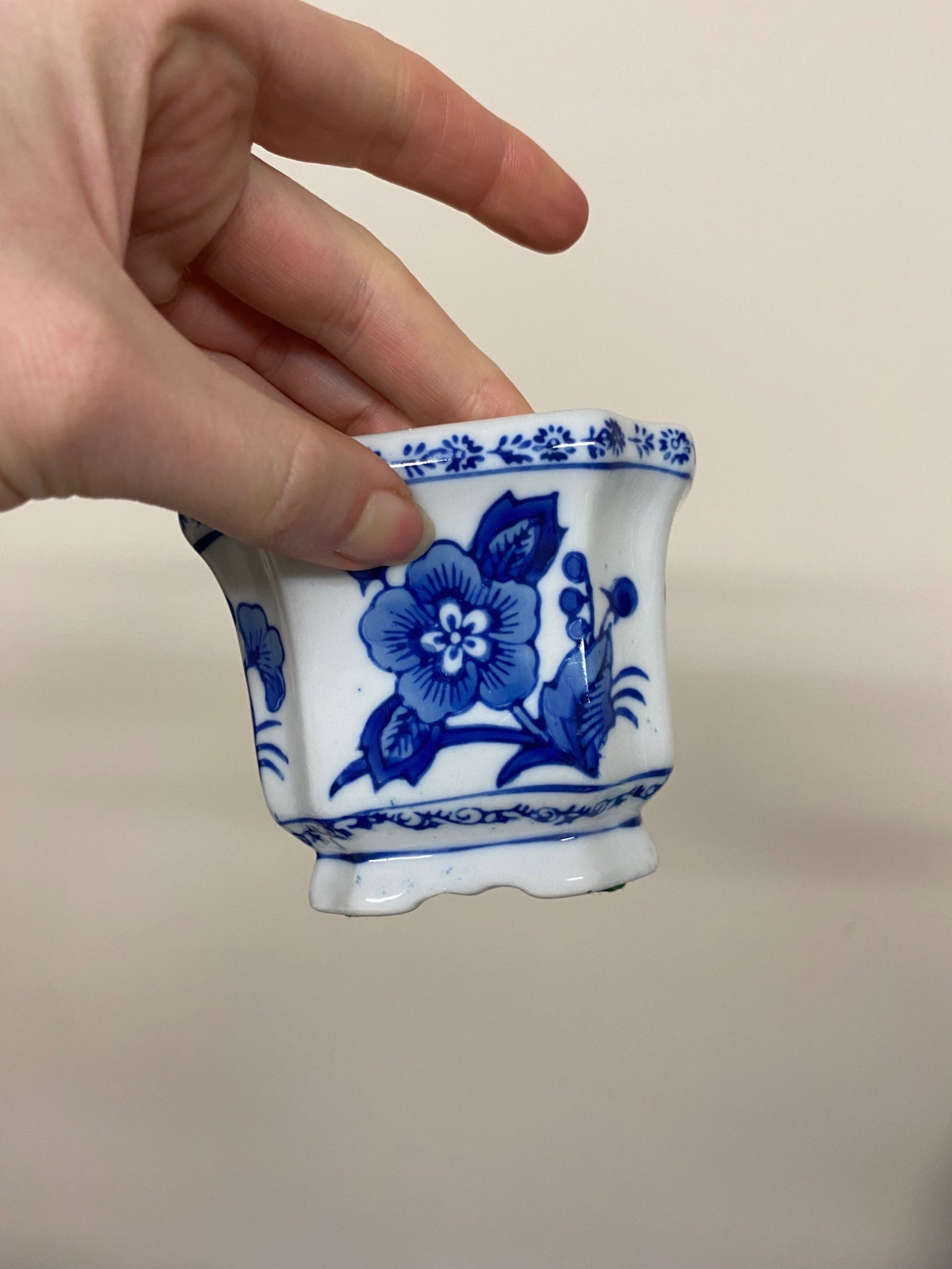 set of blue and white mini planter pots - 3