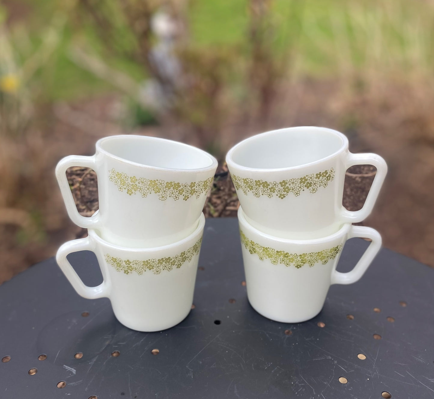 Pyrex Crazy Daisy Mug