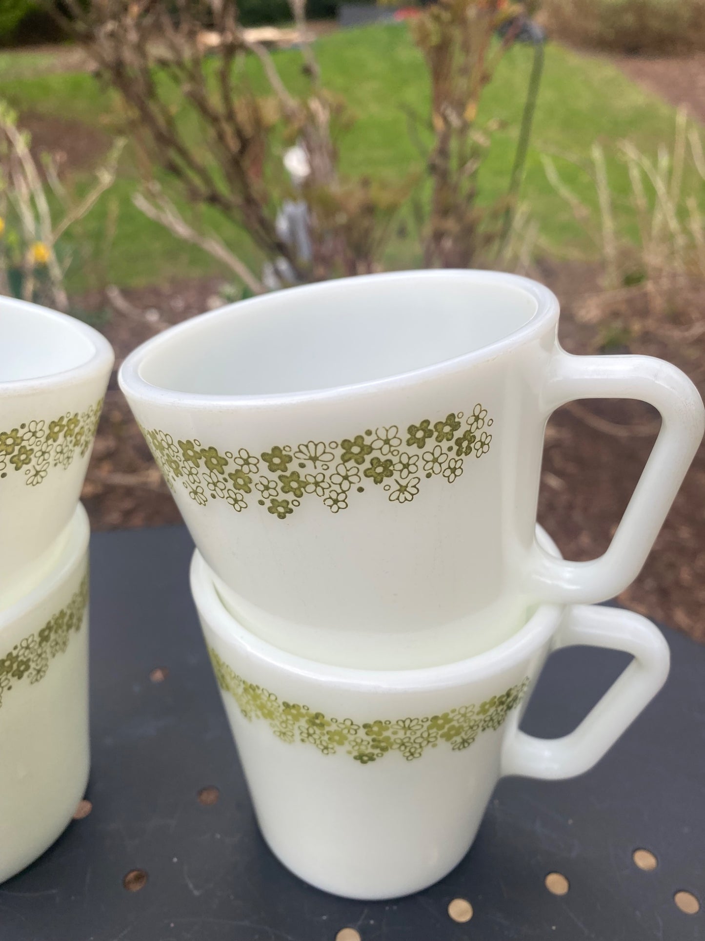 Pyrex Crazy Daisy Mug