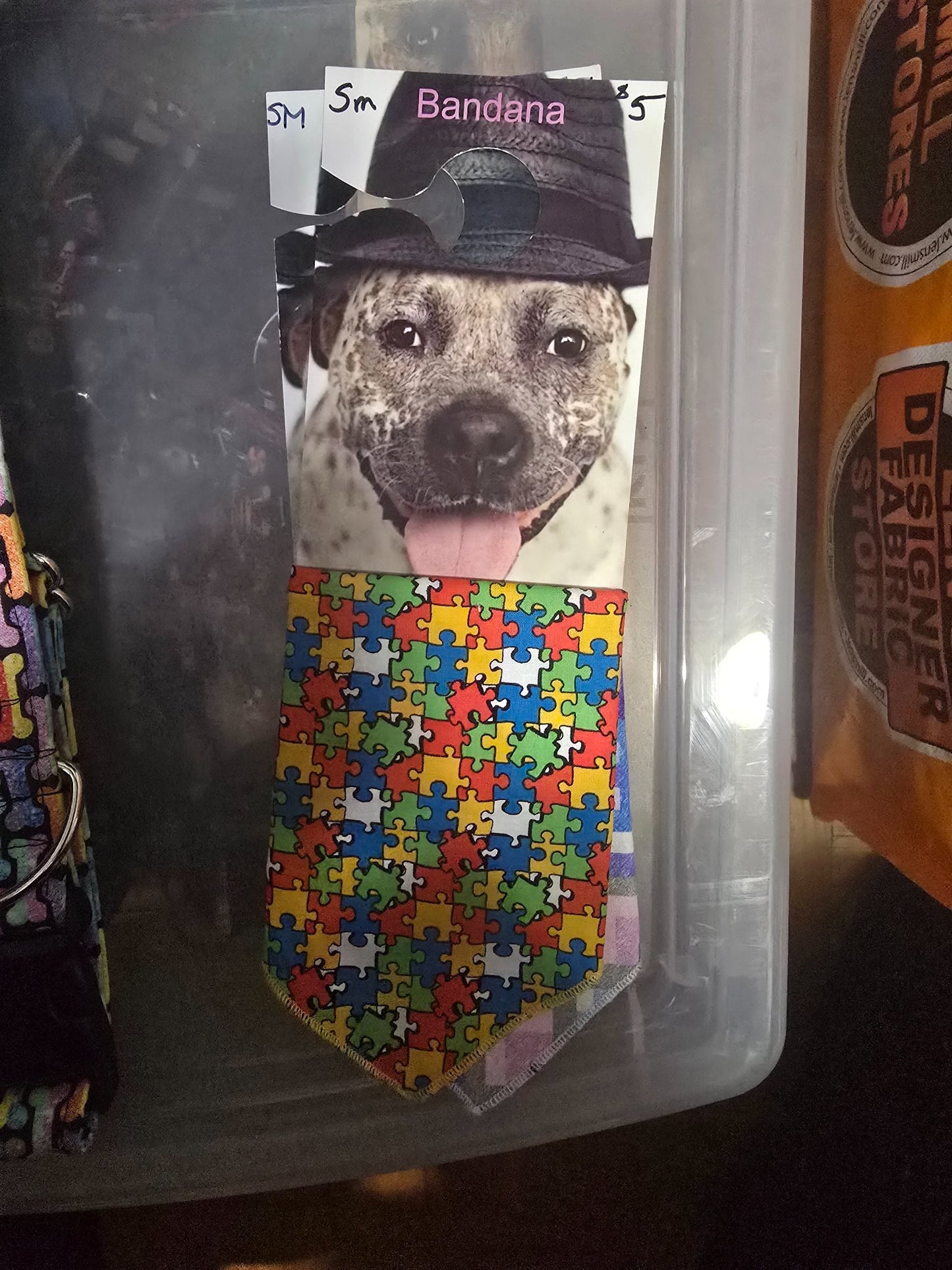 665f5e7d04f32b049949ecdf_sm-bandana-puzzle-pieces_1768062743985.jpg