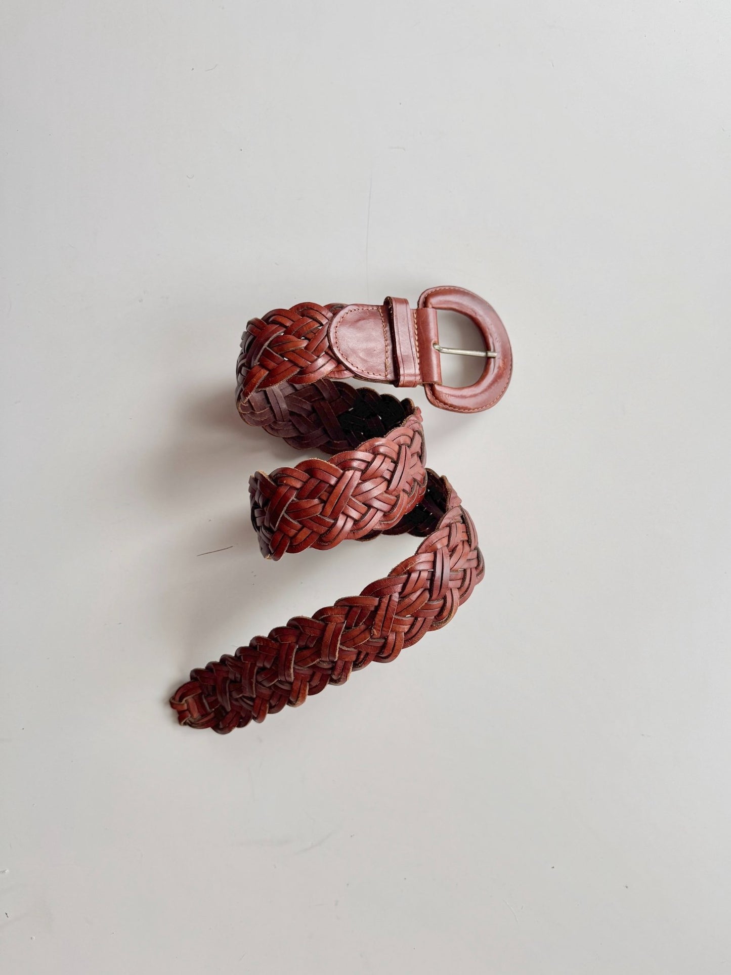 665f5e7d04f32b049949ecdf_woven-belt-1-copy_1774102827092.jpg