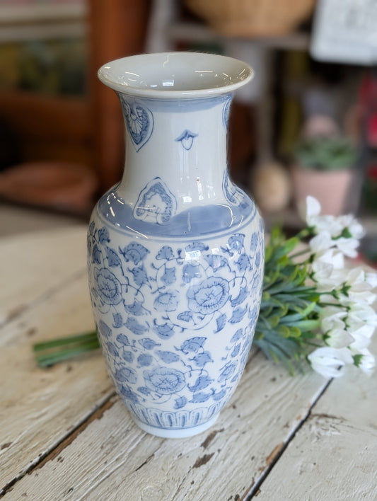 Blue and white vase