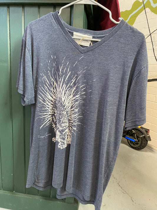 Porcupine V-neck T-shirt