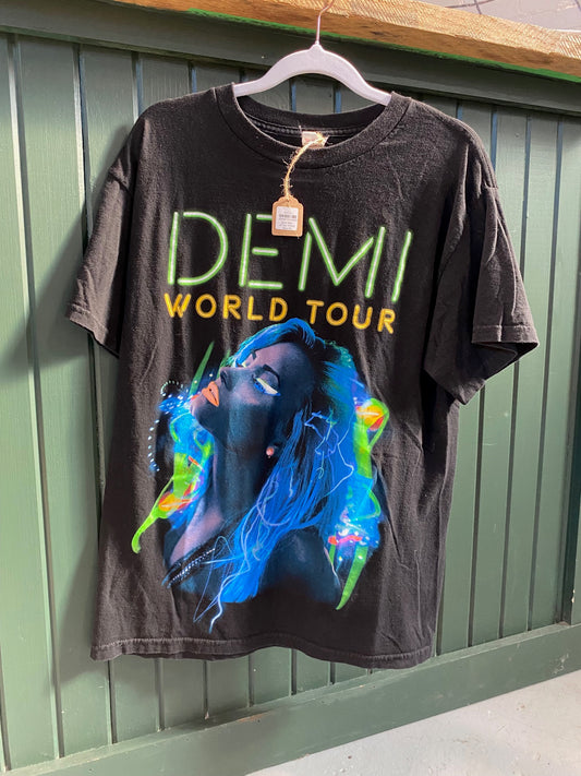 Demi World Tour T-Shirt (Size M)