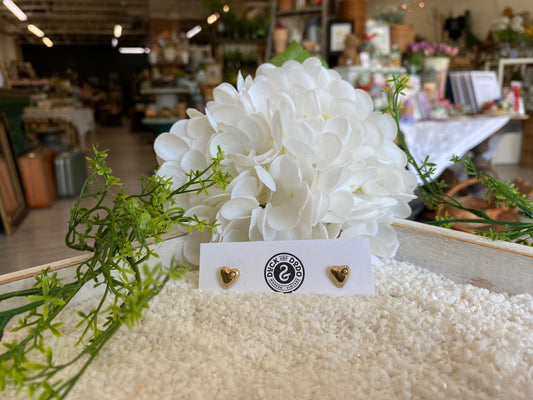 Gold Heart With Pearl - Stud