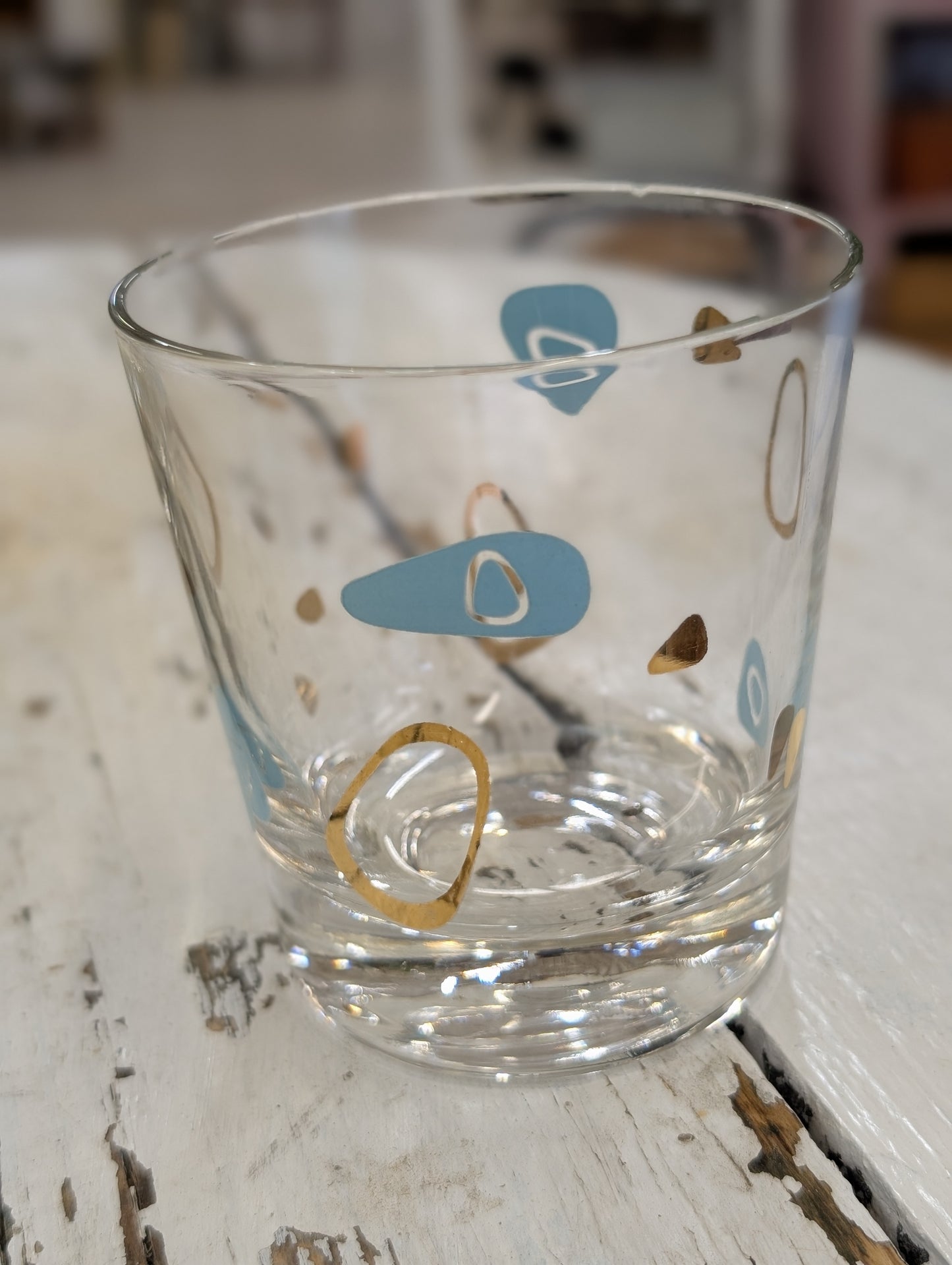 Set of Federal Glass Atomic Amoeba pattern