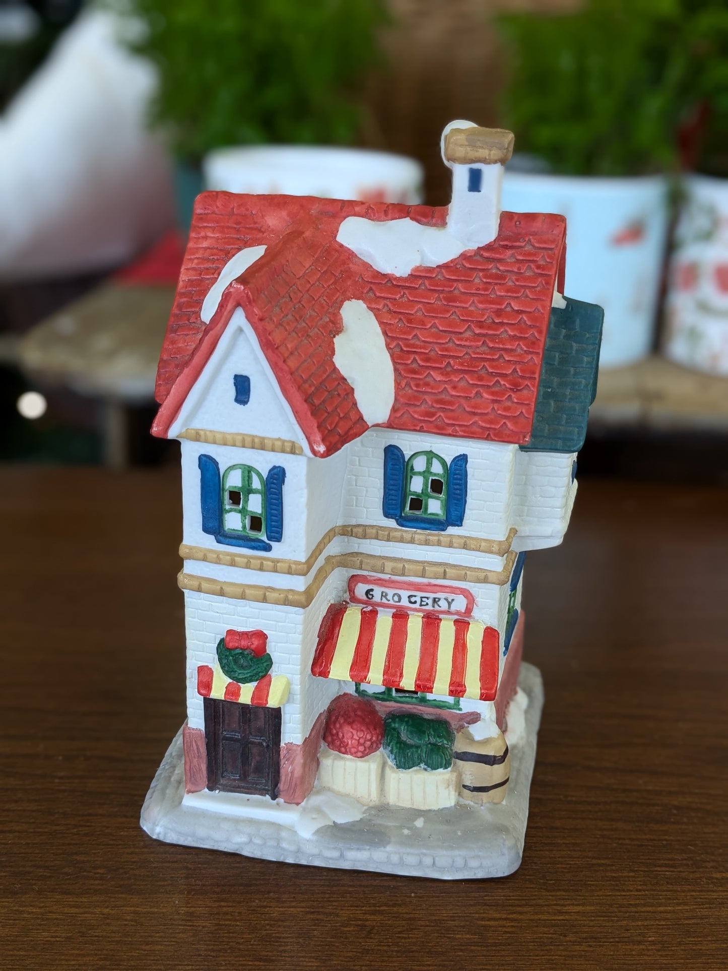 Grocery light up house