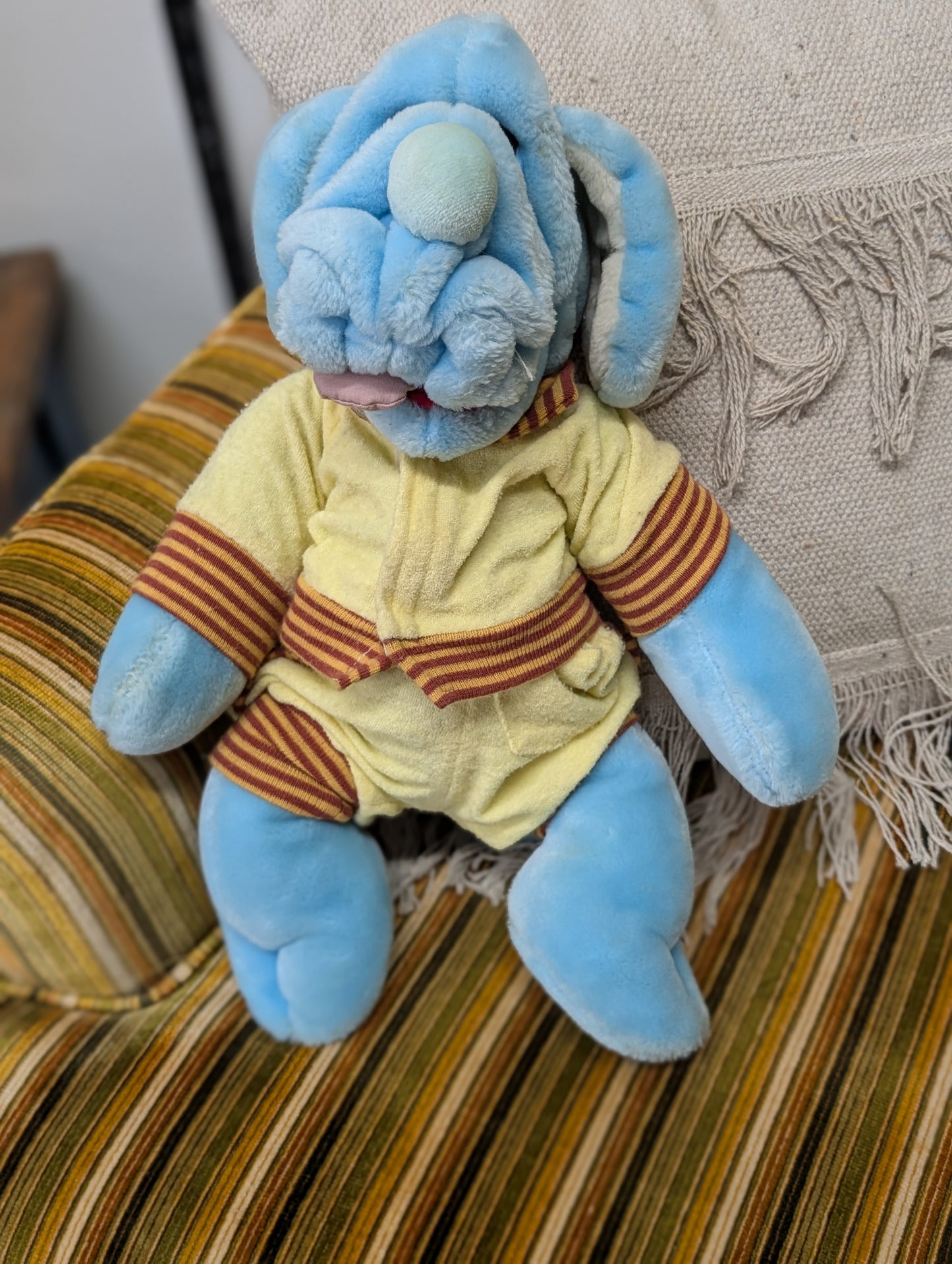 Vintage blue wrinkles