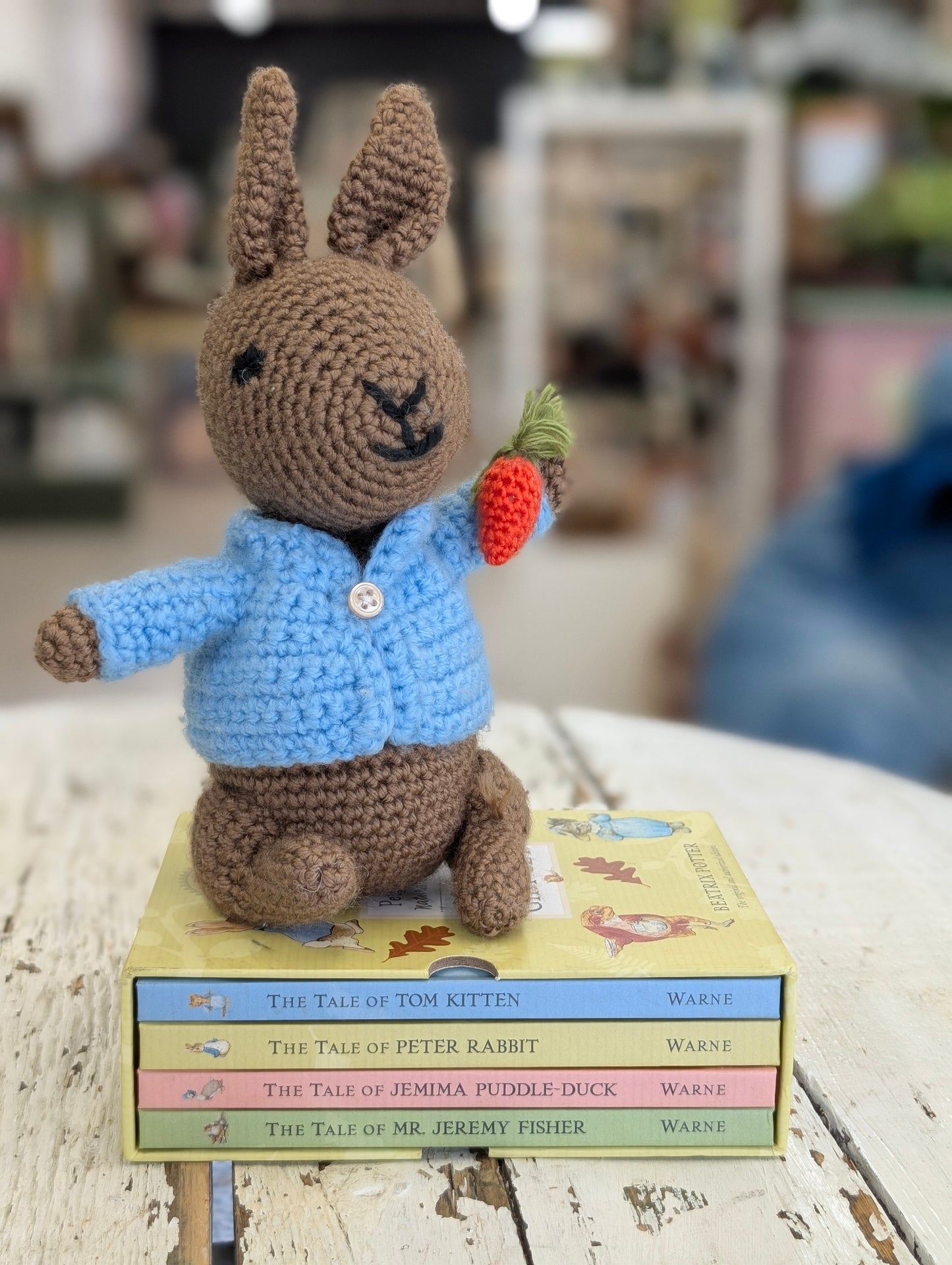 Peter Rabbit with book set