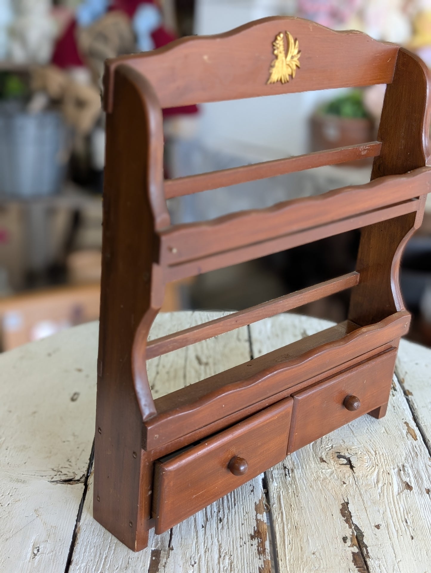 Kitchen spice shelf