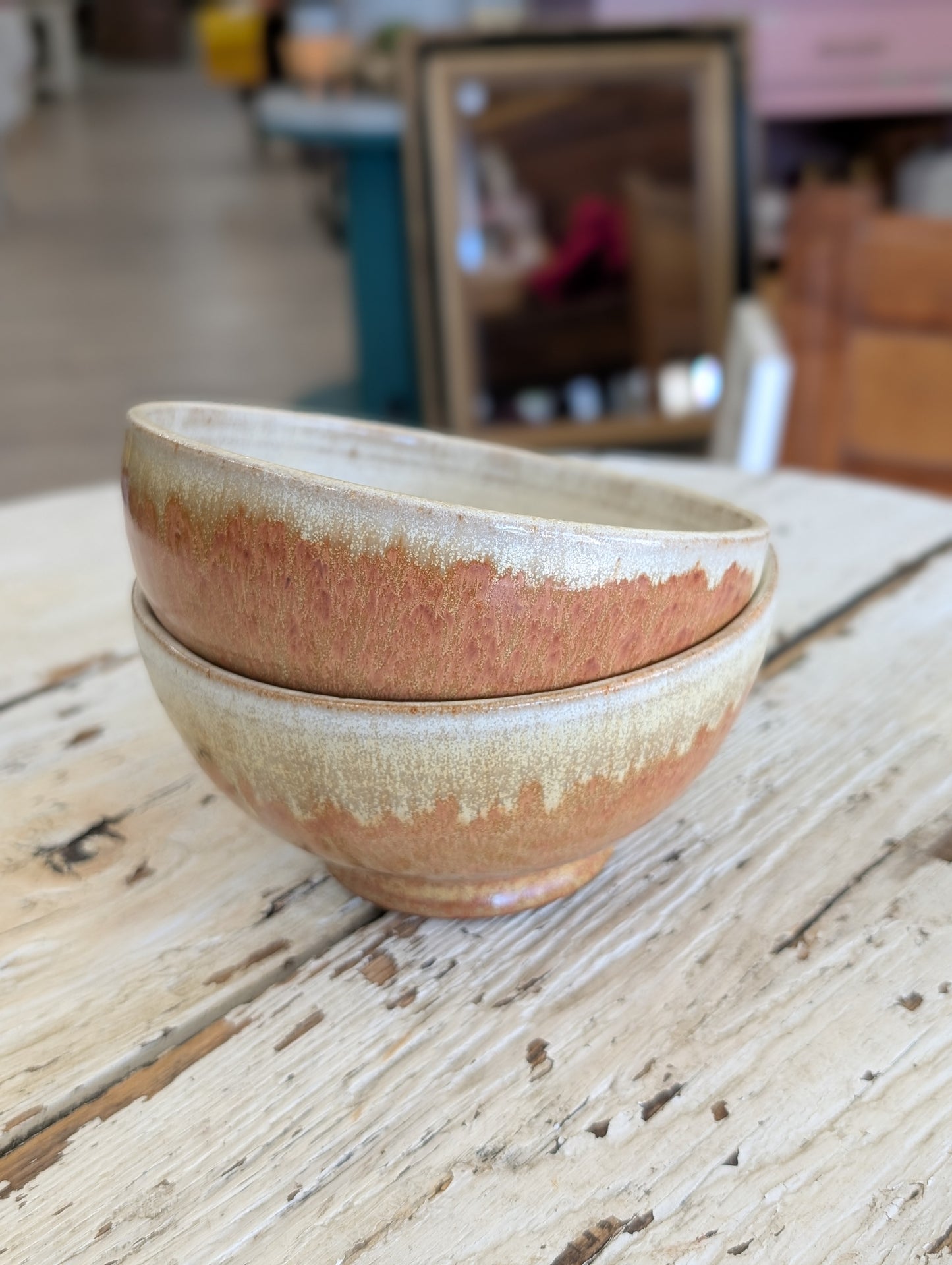 Set of 2 pottery bowls