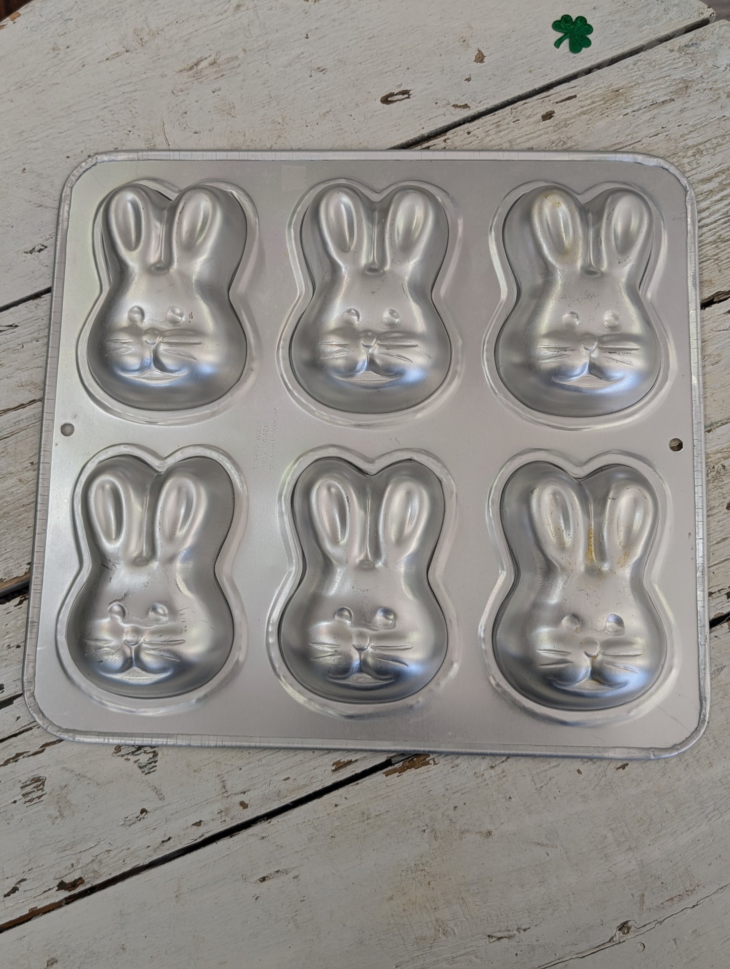 Bunny cake tin