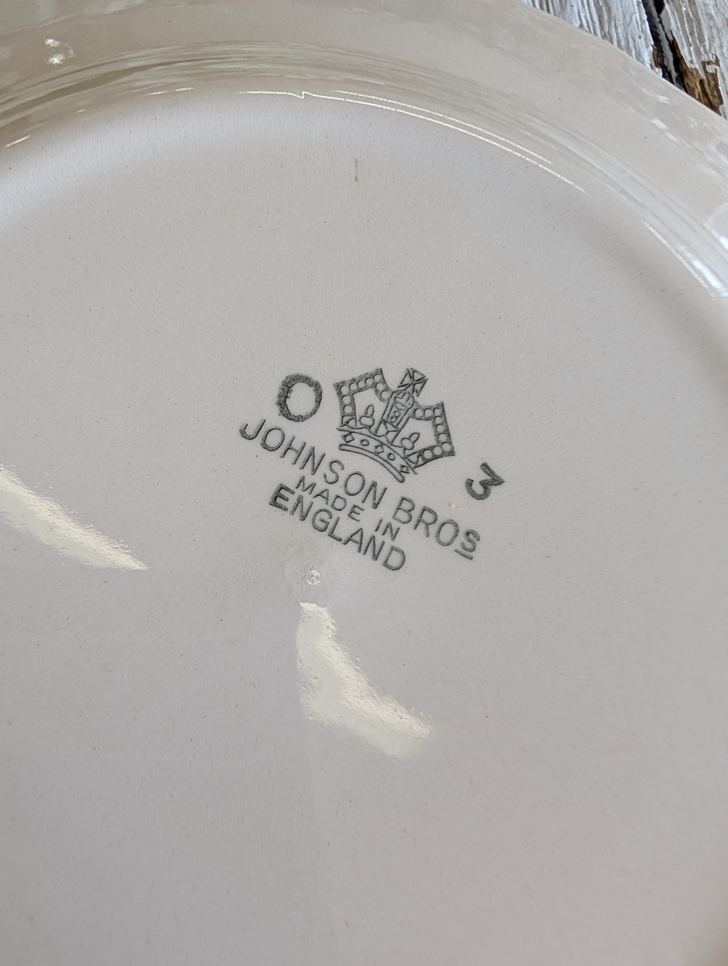 Set of seven Johnson brothers plates