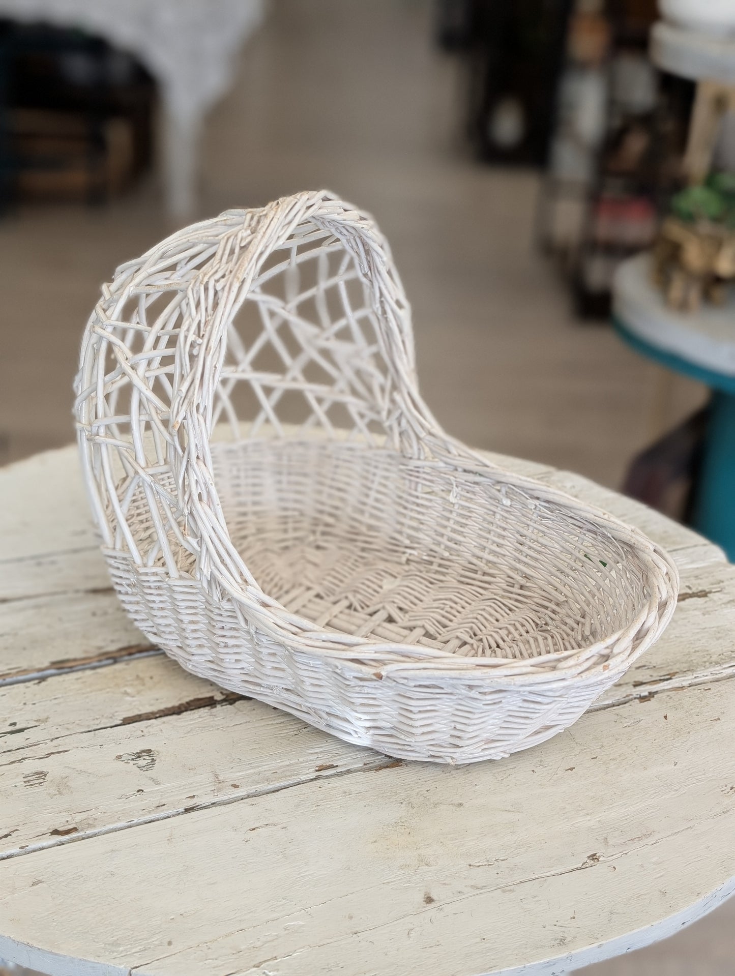 Doll bassinet med