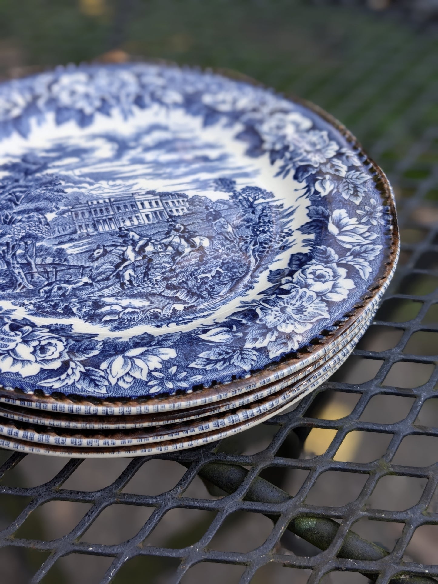 Blue White Willow Plates set of 4