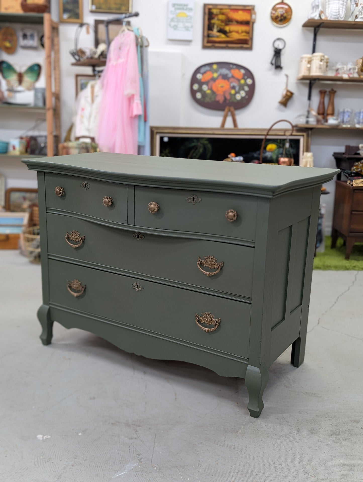 Bayberry Dresser