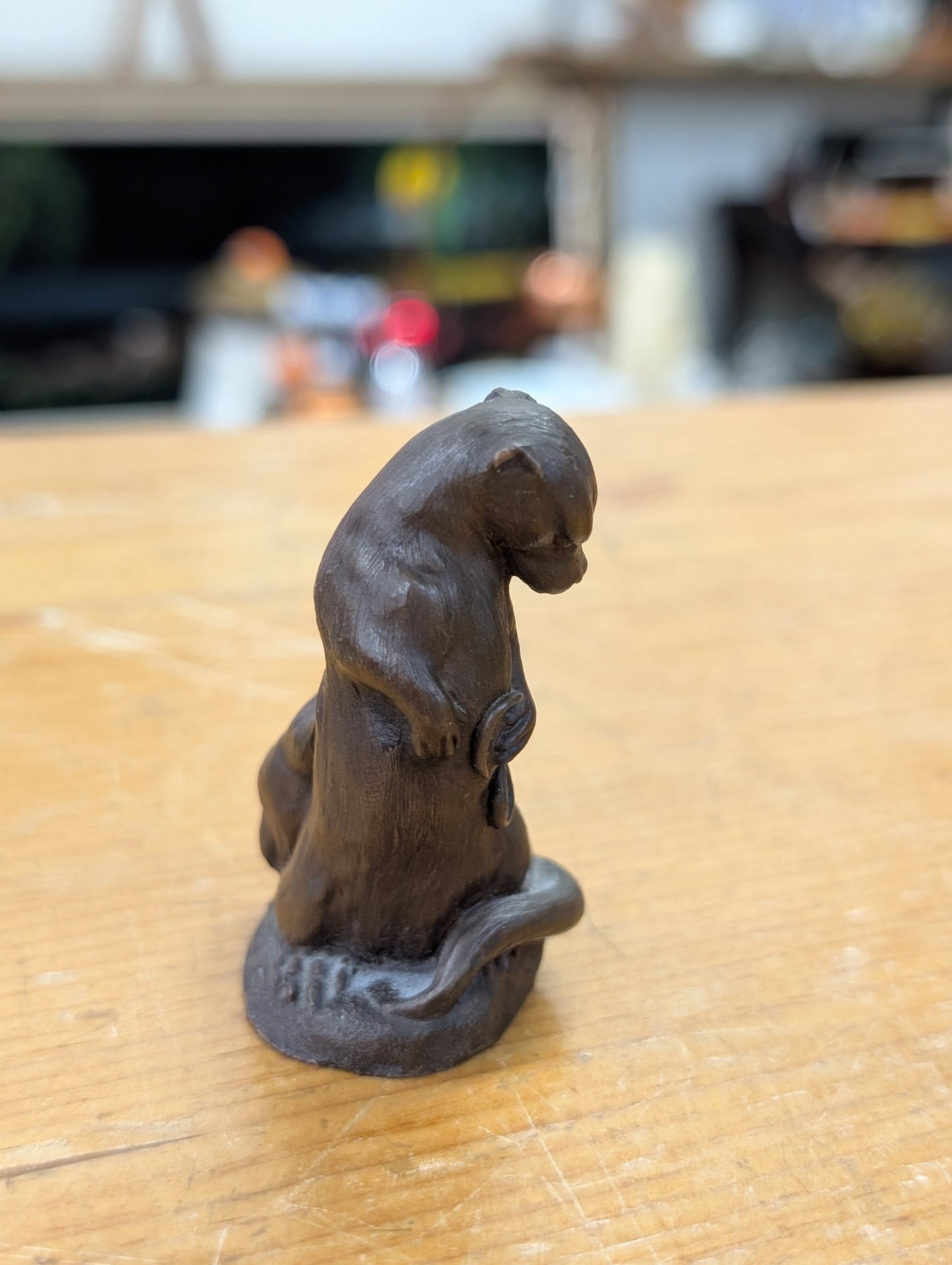 Mini otter
