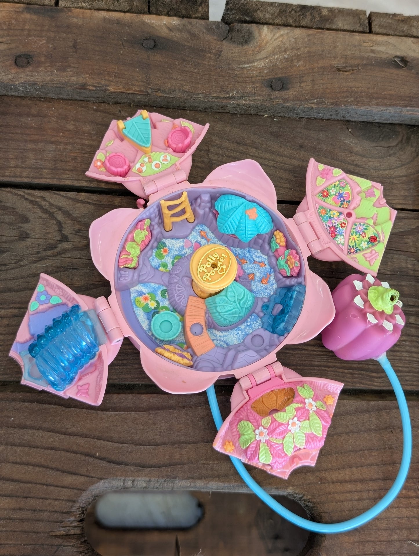 Polly Pocket Fountain Fantasy Flower