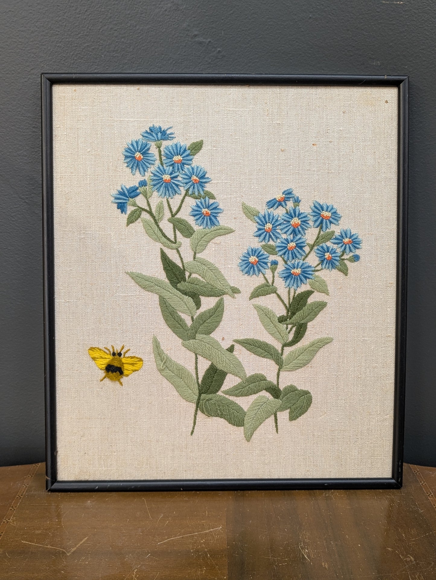 Embroidery flowers