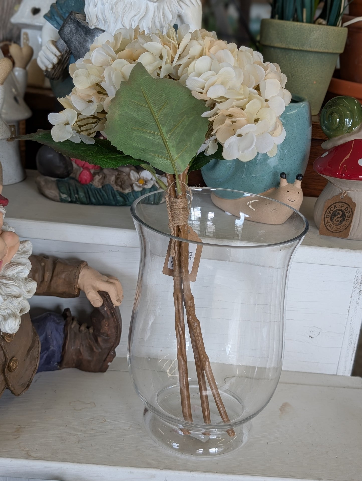 14" Cream Hydrangea Fresh Touch Bundle