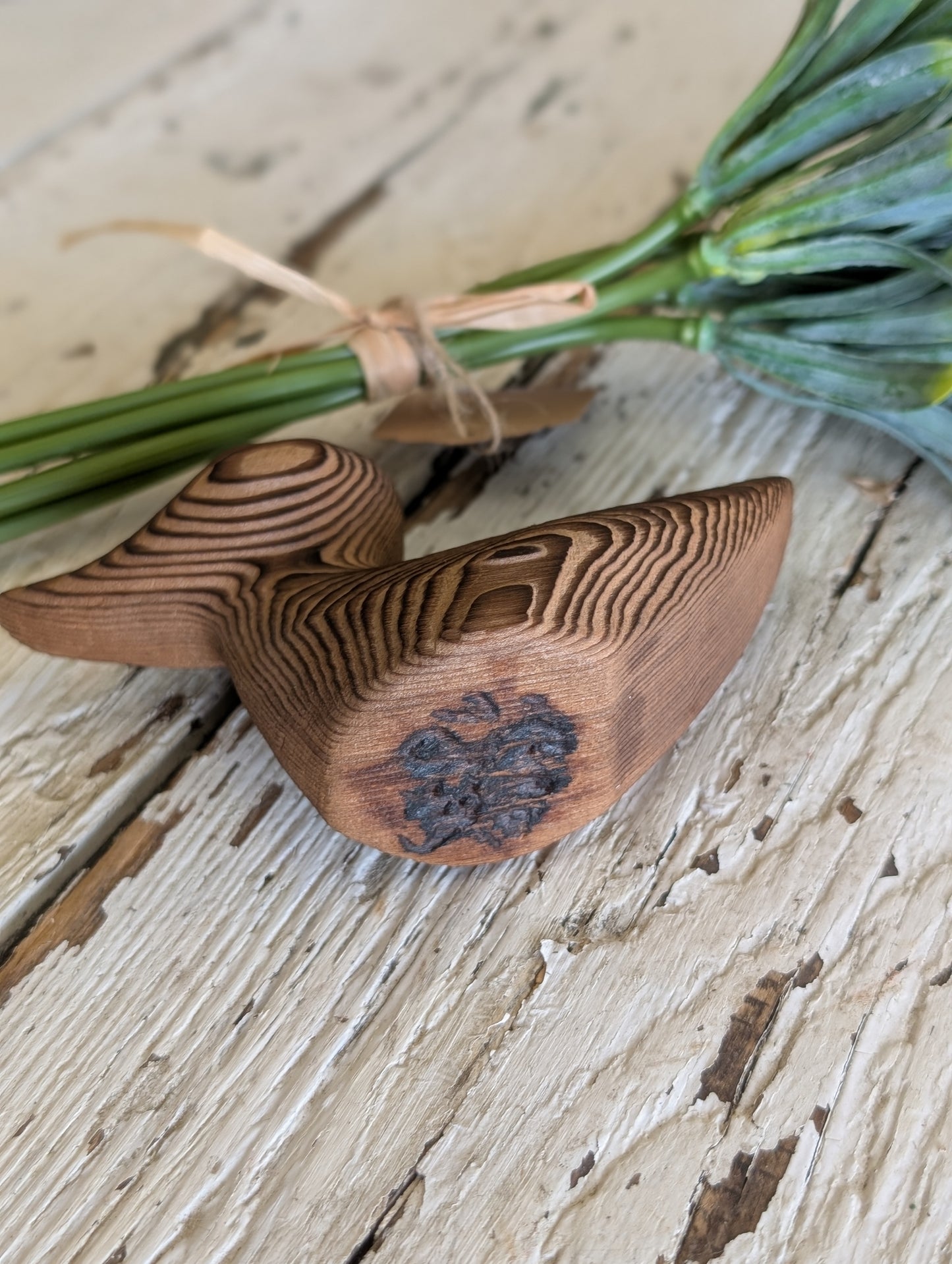 Gerd Hand Carved duckling