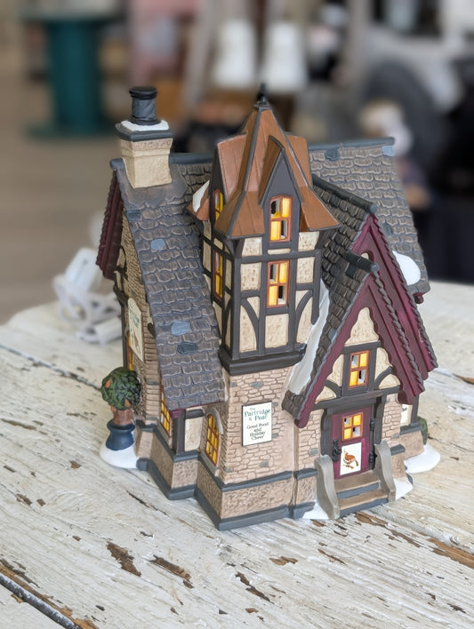 The Partridge & pear Light up Pub