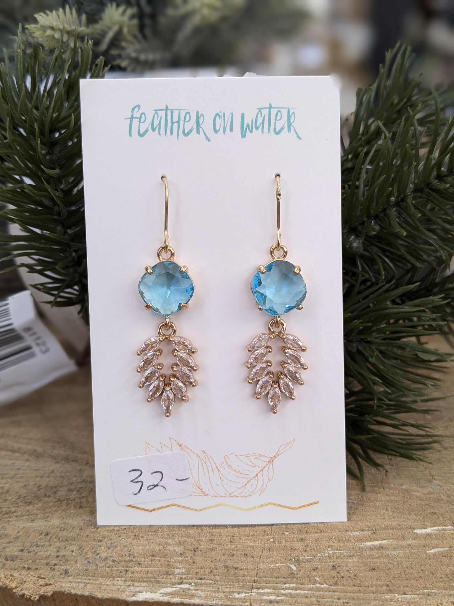 dangle gold leaf earring
