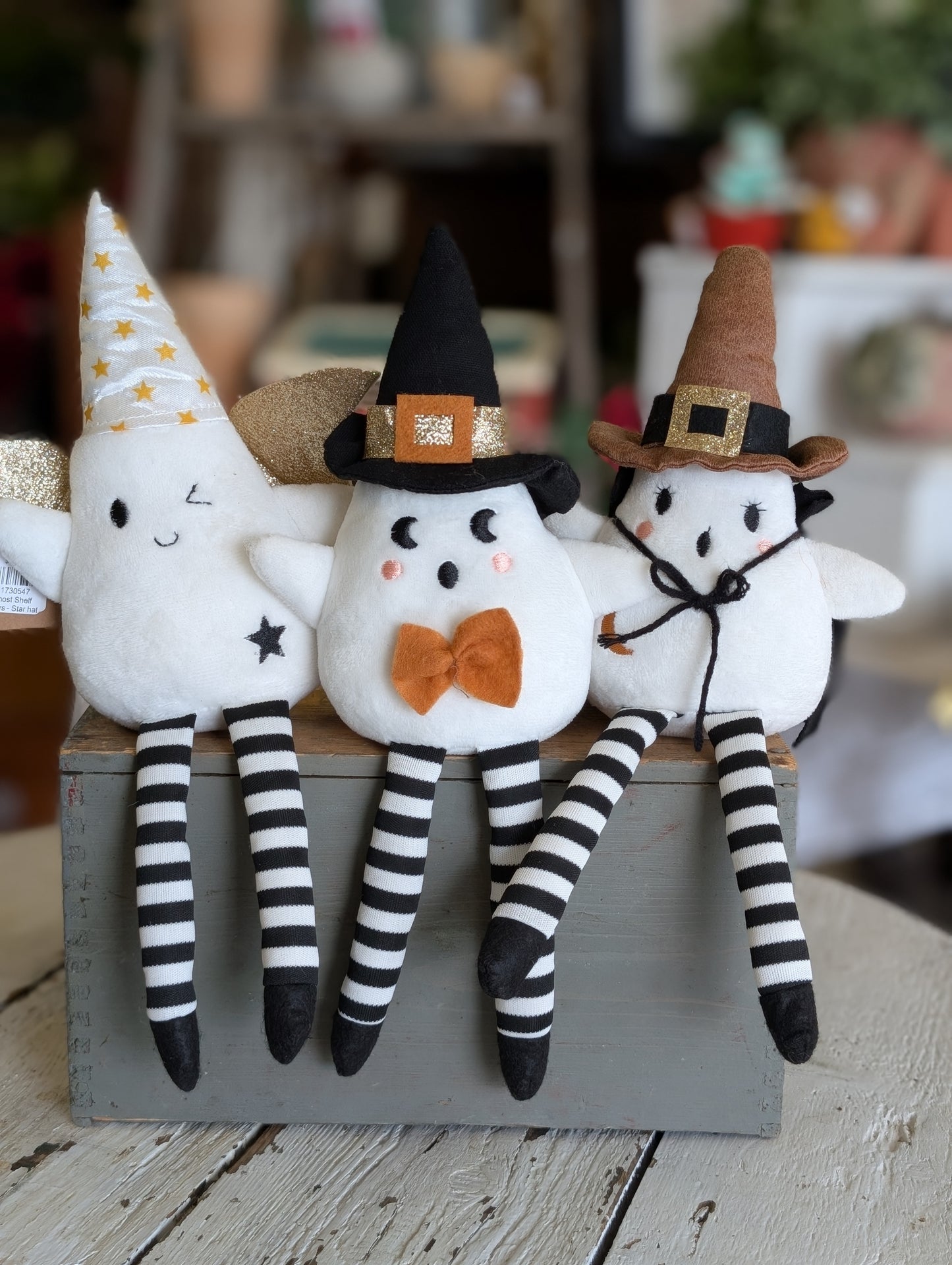 Ghost Shelf Sitters