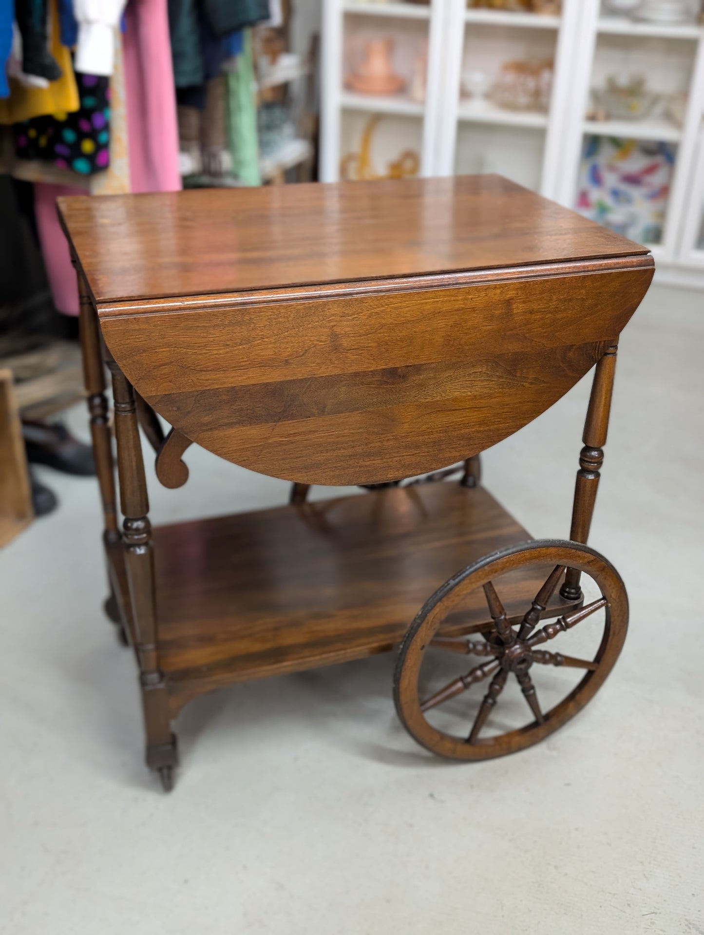 Tea cart