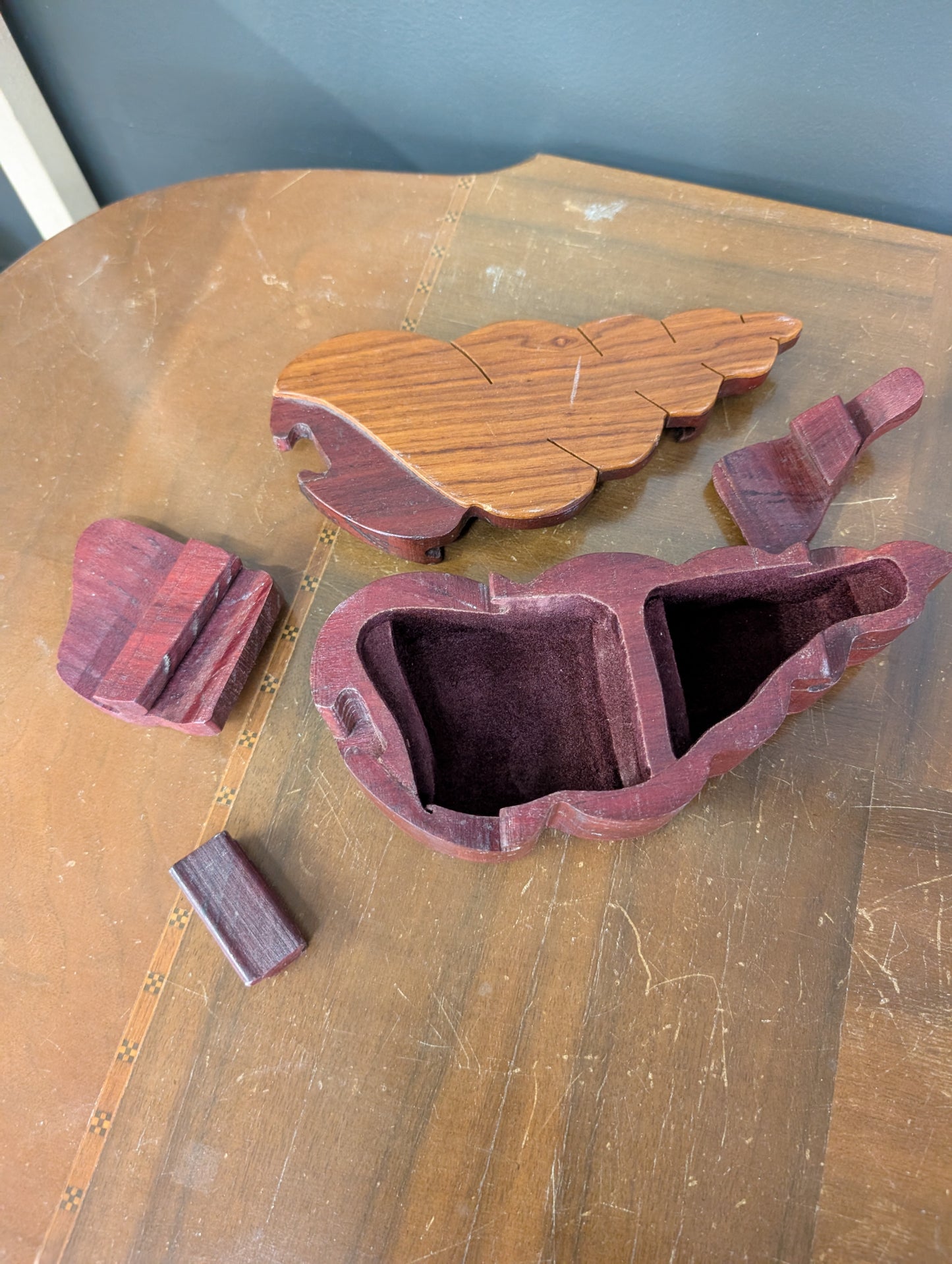 Shell box