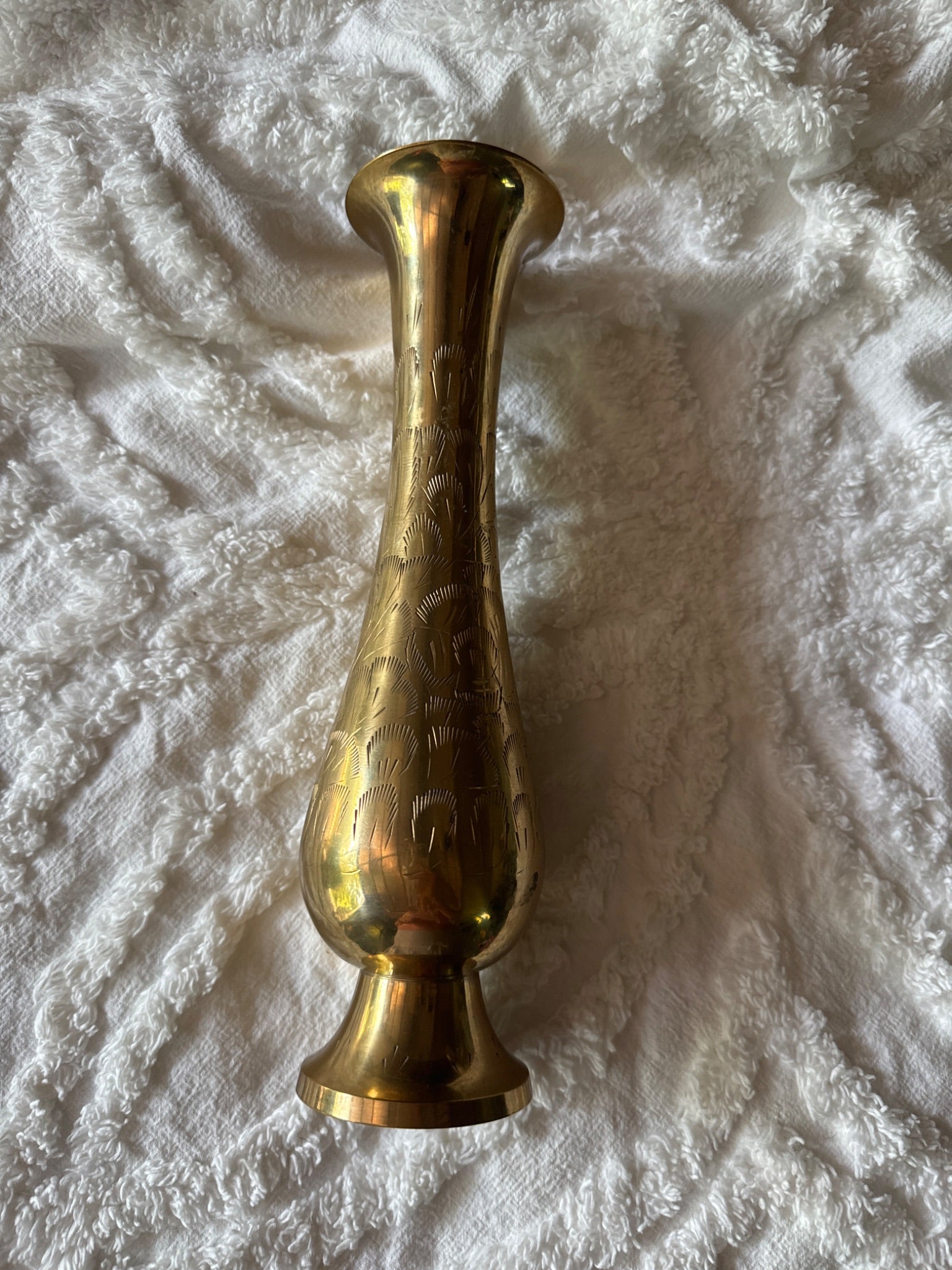 Med Brass Vase - 1