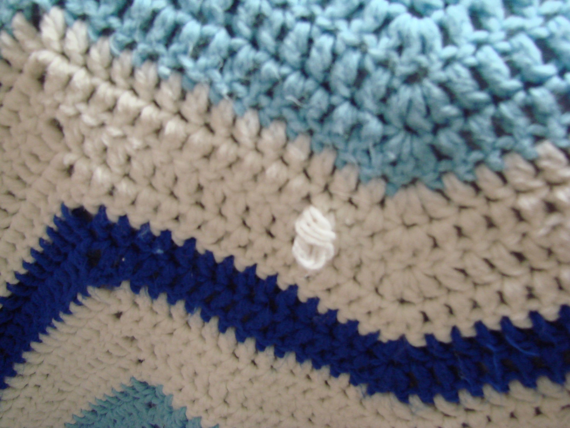 Handmade blue zig zag blanket (queen sized) - 4