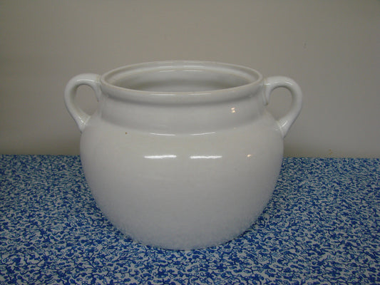 White ceramic bean pot - 1