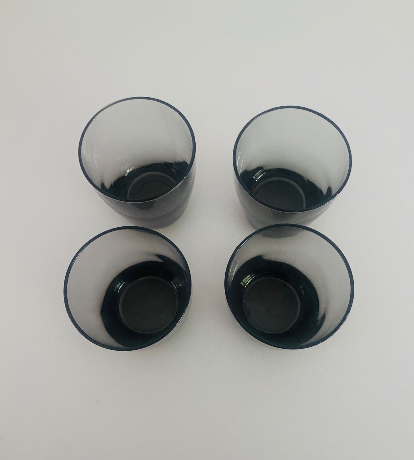 Set of Four Smoked Grey/Black Vintage Cocktail Tumblers - 2