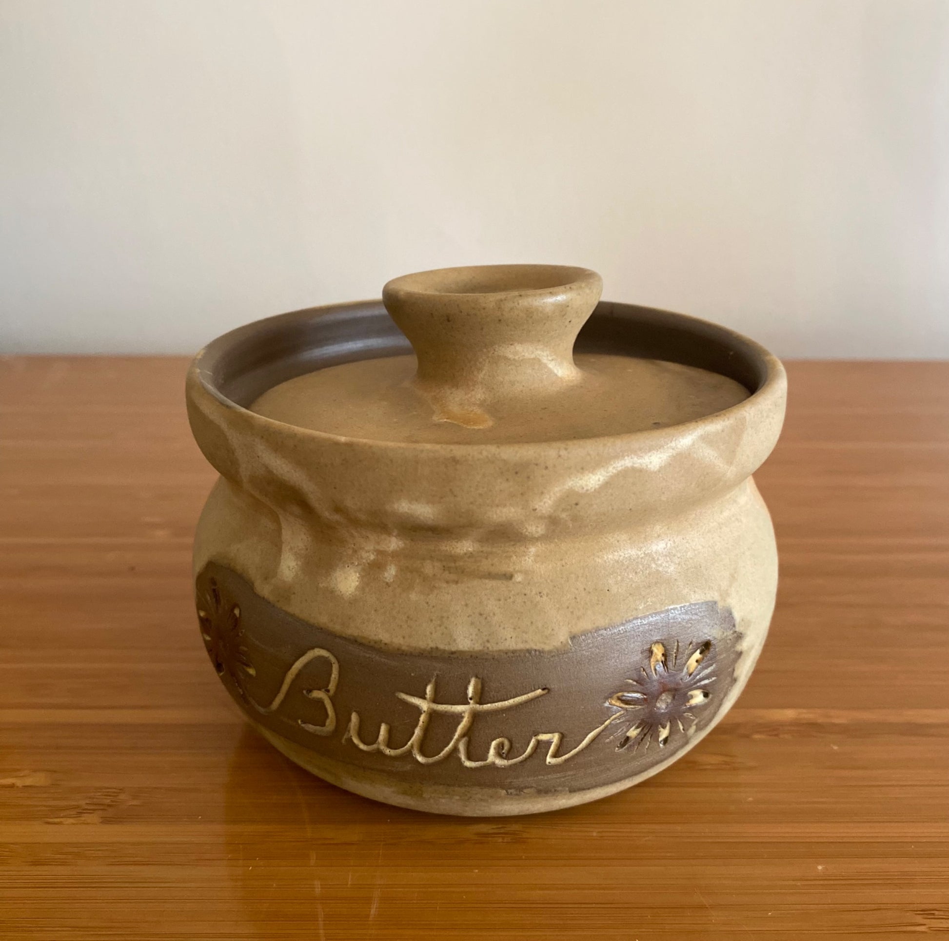 Vintage Pottery Butter Dish with Lid - 5