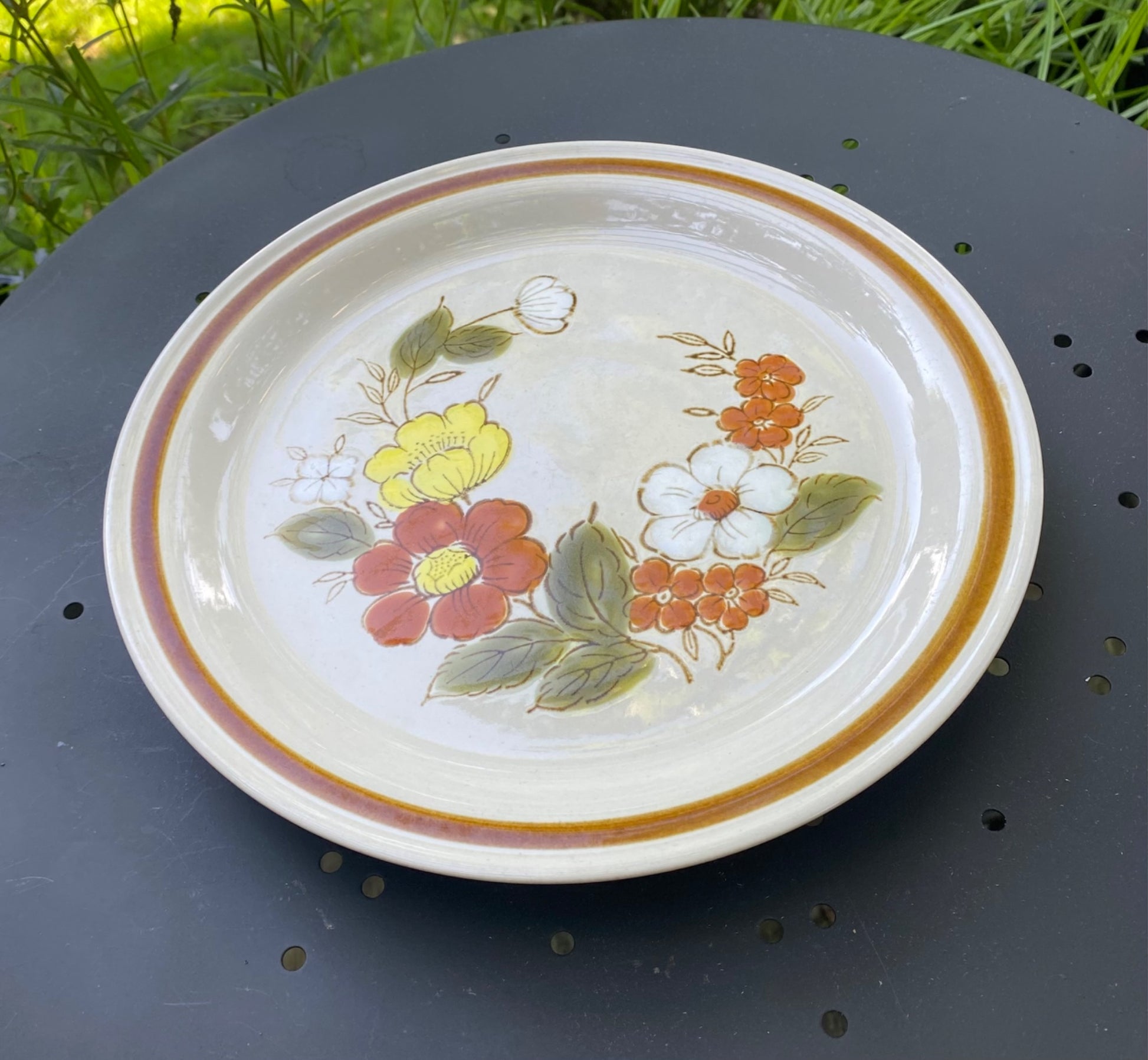 Vintage Floral Japanese Stoneware Plates - 1