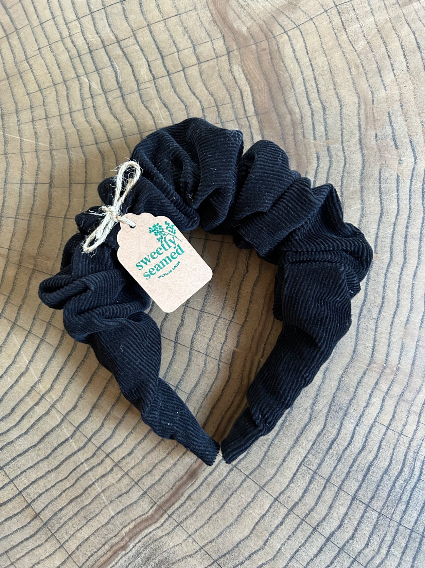 the upcycled scrunchie crown - fall! - 2