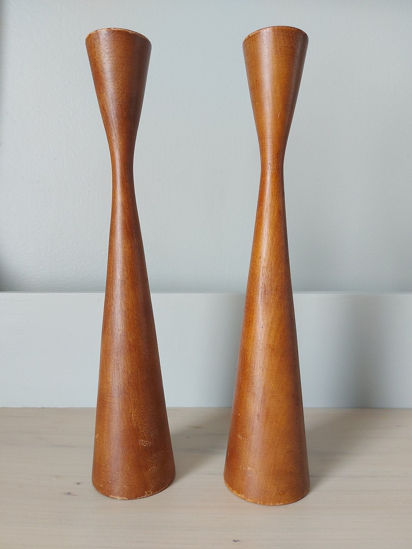 Set of 2 McM candlesticks - 1