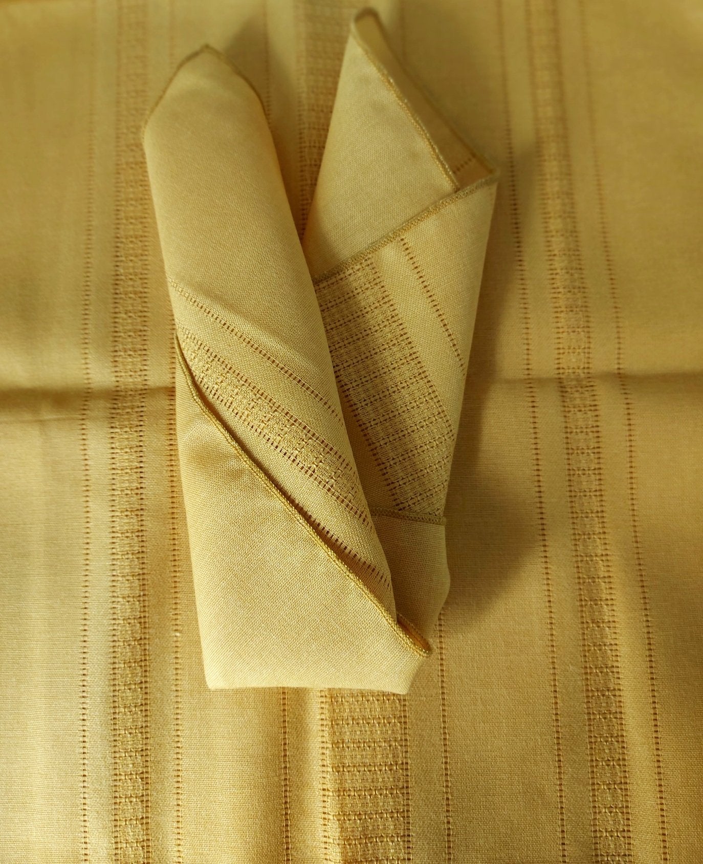 Vintage yellow fabric set 4 napkins - 1