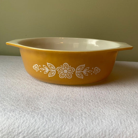 Pyrex Butterfly Gold 043 Casserole - 1