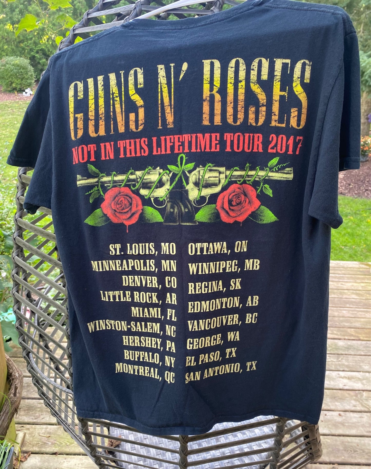 Guns and Roses 2017 Tour Teee - 3