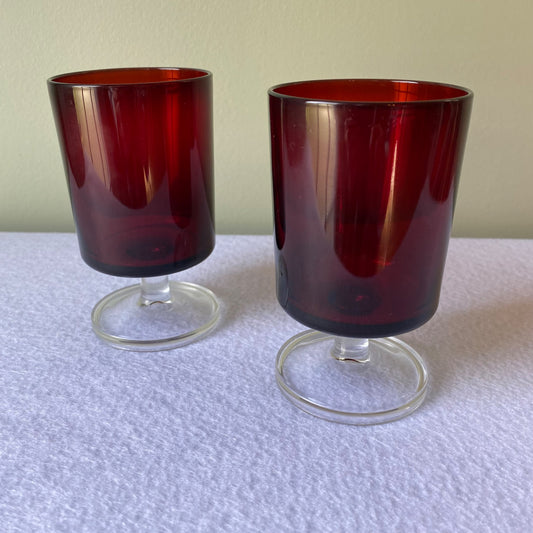 Pair of Luminarc Red Glasses  - 1