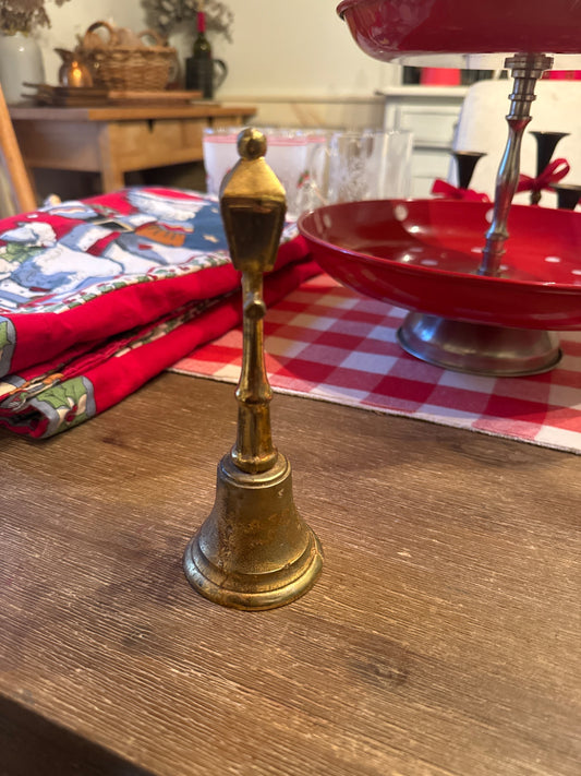 Brass lamppost dinner bell - 1