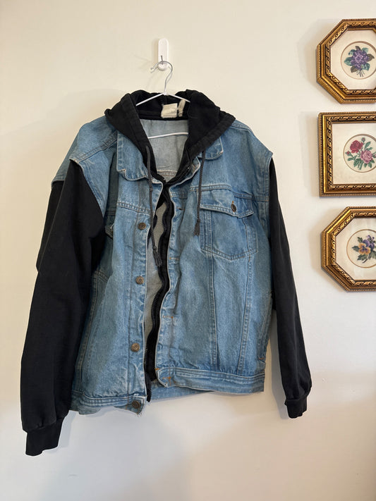 Vtg 90’s denim jacket - 1