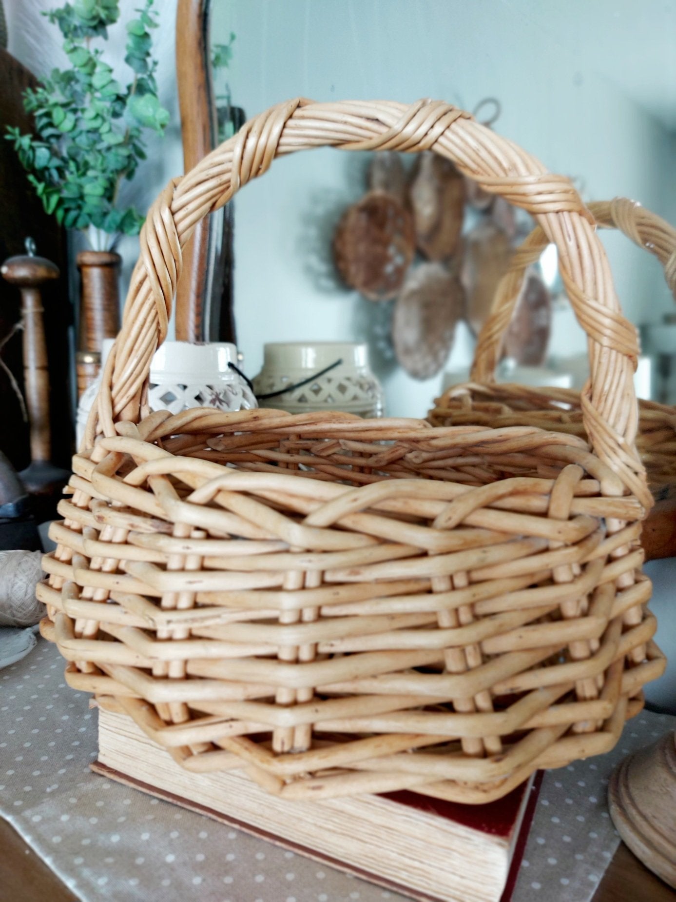 Handled basket - 1