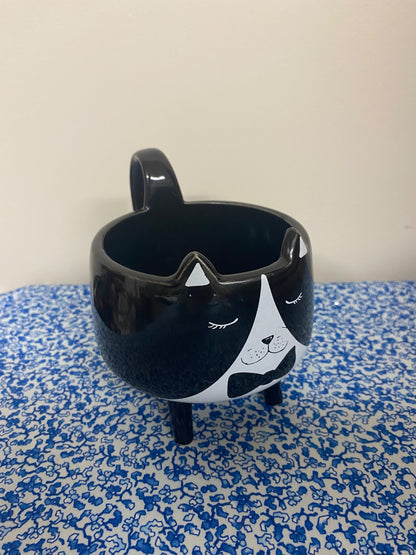 Tuxedo cat mug planter - 1