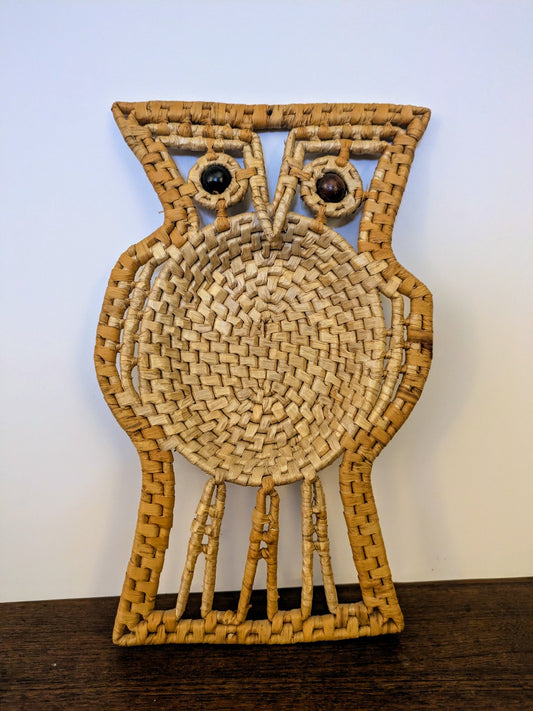 Wicker 1970s Owl Trivet or Trinket Tray - 1