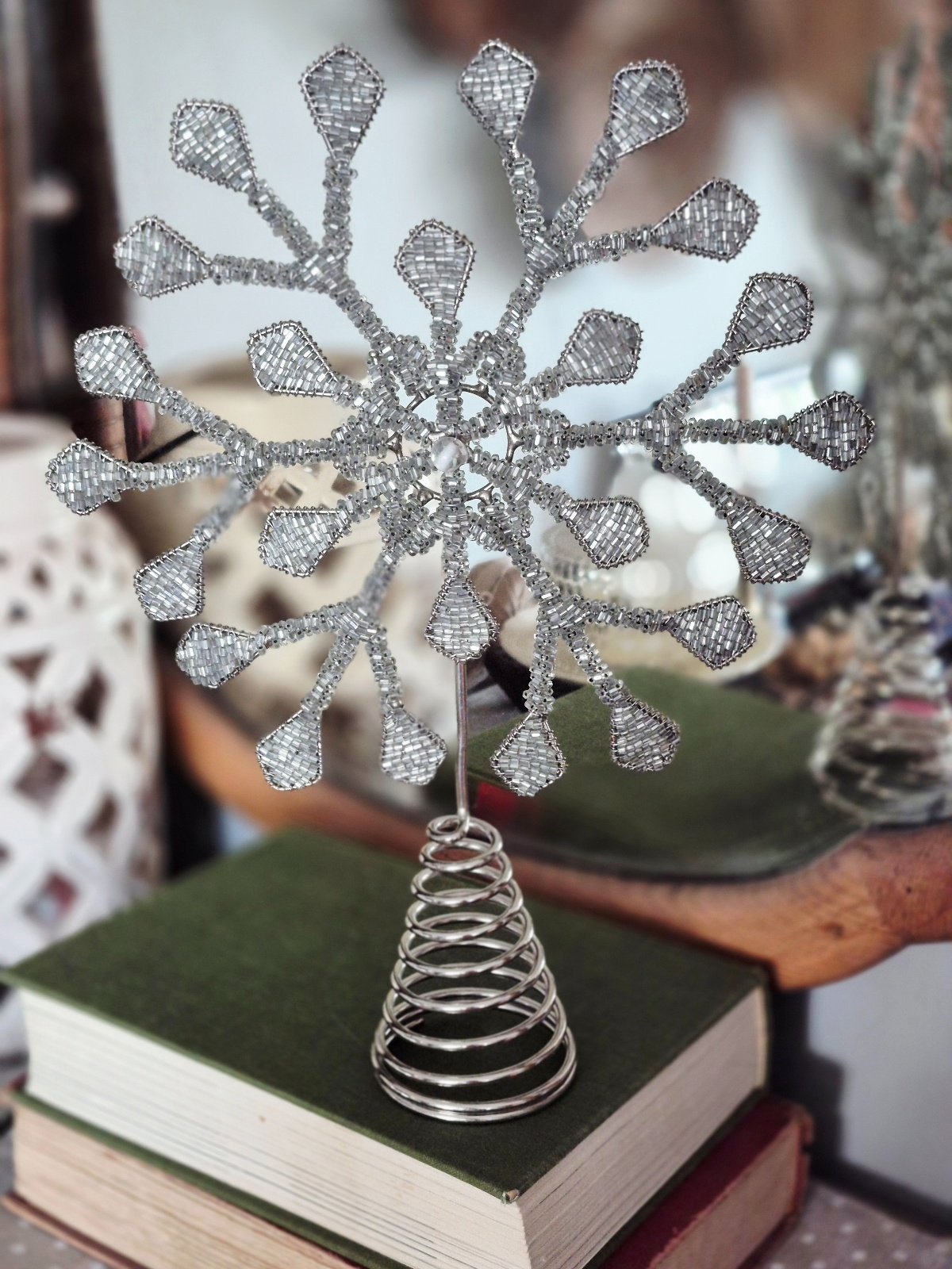 Silver star tree topper – Duck & Dodo