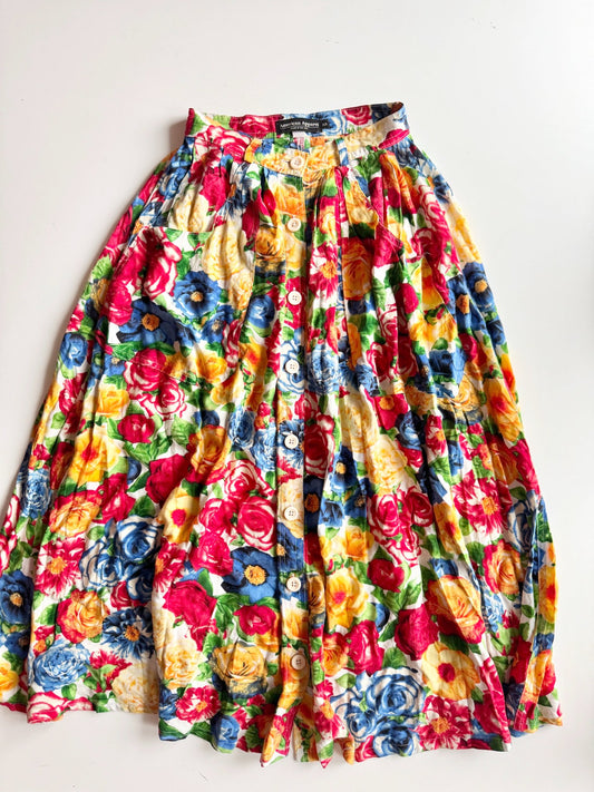 665f5e7d04f32b049949ecdf_aa-skirt-6-copy_1774099581125.jpg