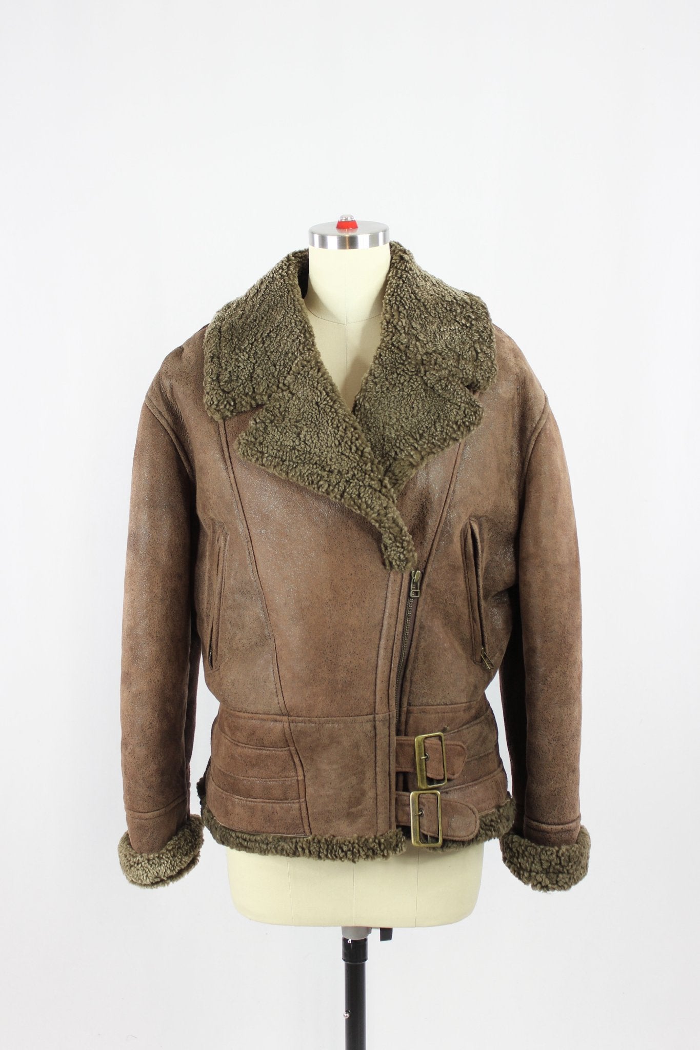 665f5e7d04f32b049949ecdf_aldo-shearling-1-copy_1764682393406.jpg